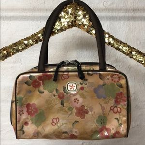 FLEURVILLE Escape Pod